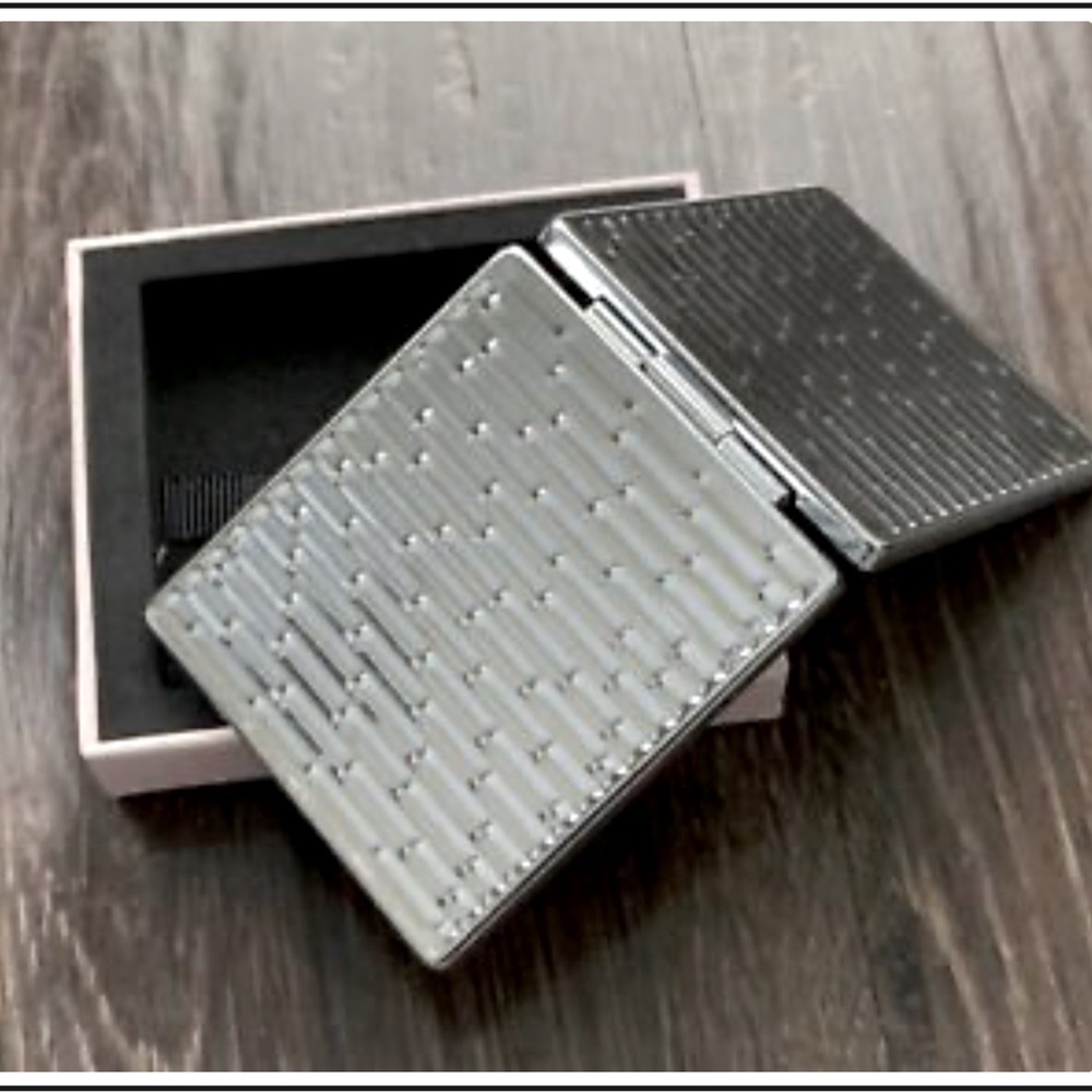 Nib Gucci Magnifying Double Side Silver Mirror Co… - image 5